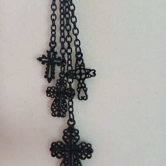 Gothic Crosses Pendant Vampire Halloween Necklace - Picture 2 of 2